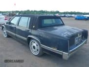 ✅ 1992 Cadillac DeVille • VIN: 1G6CD53B9N4303941 • Lot: 42696088. Wystawiony na IAAI z przebiegiem 113 159 mil. Bezpłatny archiwum sprzedaży aukcyjnych z USA i szczegółowy raport historii pojazdu na DreamBid. Zdjęcie 3.