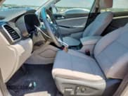 ✅ 2020 Hyundai Tucson SEL • VIN: KM8J33ALXLU214198 • Lot: 64119805. Listed on Copart with 62,399 mi. Free auction sales archive from the USA and detailed vehicle history report at DreamBid. Image 7.