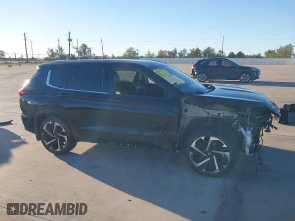 ✅ 2022 Mitsubishi Outlander SEL • VIN: JA4J4VA82NZ071238 • Lot: 43531210. Listed on IAAI with 109,319 mi. Free auction sales archive from the USA and detailed vehicle history report at DreamBid. Image 14.