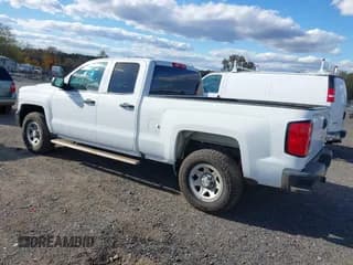 ✅ 2019 Chevrolet Silverado 1500 Work Truck • VIN: 2GCVKNEC3K1161465 • Lot: 43477960. Wystawiony na IAAI z przebiegiem 83 919 mil. Bezpłatny archiwum sprzedaży aukcyjnych z USA i szczegółowy raport historii pojazdu na DreamBid. Zdjęcie 3.