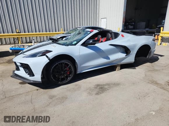 ✅ 2023 Chevrolet Corvette 2LT • VIN: 1G1YB2D42P5112388 • Lot: 89719315. Wystawiony na Copart z przebiegiem Nie podano. Bezpłatny archiwum sprzedaży aukcyjnych z USA i szczegółowy raport historii pojazdu na DreamBid. Zdjęcie 1.