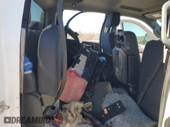 ✅ 2024 Chevrolet Silverado 2500HD Custom • VIN: 2GC4YME78R1229776 • Лот: 46471355. Опубликован ранее на Copart с пробегом Не указан. Бесплатный доступ к архиву аукционных продаж из США и подробный отчёт об истории автомобиля на DreamBid. Изображение 10.