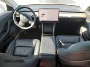 ✅ 2020 Tesla Model 3 Standard Range Plus • VIN: 5YJ3E1EA8LF708900 • Lot: 58041525. Wystawiony na Copart z przebiegiem 70 498 mil. Bezpłatny archiwum sprzedaży aukcyjnych z USA i szczegółowy raport historii pojazdu na DreamBid. Zdjęcie 8.