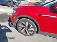 ✅ 2022 Volkswagen ID.4 Pro S • VIN: WVGUNPE2XNP044247 • Lot: 43405848. Wystawiony na IAAI z przebiegiem 39 574 mil. Bezpłatny archiwum sprzedaży aukcyjnych z USA i szczegółowy raport historii pojazdu na DreamBid. Zdjęcie 20.