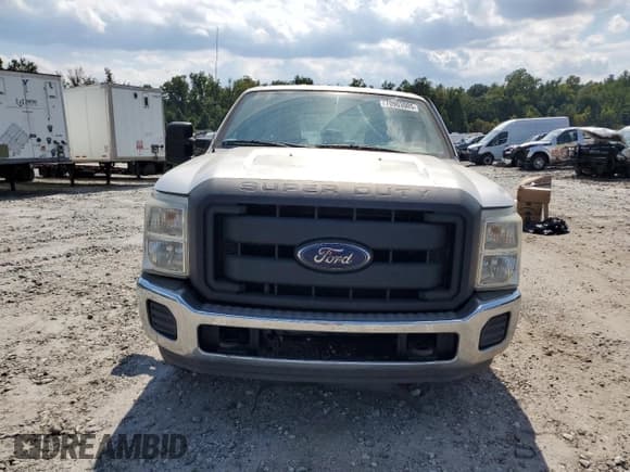 ✅ 2014 Ford F-250 XL • VIN: 1FT7W2AT5EEB21859 • Lot: 70903005. Wystawiony na Copart z przebiegiem 226 934 mil. Bezpłatny archiwum sprzedaży aukcyjnych z USA i szczegółowy raport historii pojazdu na DreamBid. Zdjęcie 5.