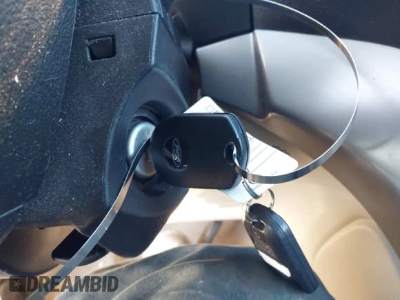 ✅ 2013 Ford C-Max SE • VIN: 1FADP5AU4DL512530 • Лот: 41581489. Опубликован ранее на IAAI с пробегом 85 040 миль. Бесплатный доступ к архиву аукционных продаж из США и подробный отчёт об истории автомобиля на DreamBid. Изображение 11.