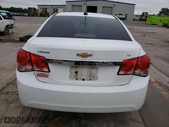 ✅ 2015 Chevrolet Cruze LT • VIN: 1G1PE5SB4F7186548 • Lot: 52078663. Listed on Copart with 133,058 mi. Free auction sales archive from the USA and detailed vehicle history report at DreamBid. Image 6.