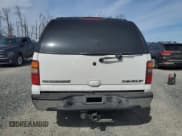 ✅ 2002 Chevrolet Suburban LT • VIN: 3GNFK16Z12G339999 • Лот: 52048285. Опубликован ранее на Copart с пробегом 302 455 миль. Бесплатный доступ к архиву аукционных продаж из США и подробный отчёт об истории автомобиля на DreamBid. Изображение 6.