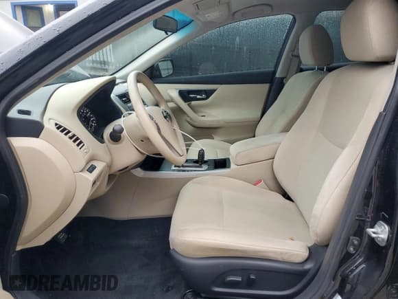 ✅ 2015 Nissan Altima S • VIN: 1N4AL3AP1FC169434 • Lot: 90526905. Wystawiony na Copart z przebiegiem 102 106 mil. Bezpłatny archiwum sprzedaży aukcyjnych z USA i szczegółowy raport historii pojazdu na DreamBid. Zdjęcie 7.