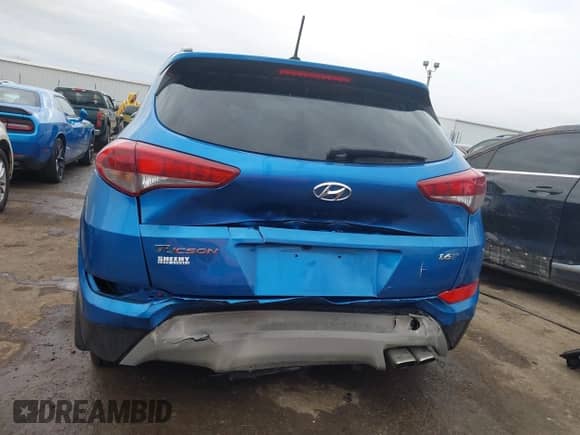 2017 Hyundai Tucson Sport with VIN KM8J33A2XHU444886, listed as a IAAI auction lot 41485774 with 103,159 mi miles and . Bid and sale history available at DreamBid. Image 17.