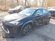 ✅ 2019 Lexus UX 250h • VIN: JTHU9JBH0K2019055 • Lot: 43726705. Wystawiony na IAAI z przebiegiem 56 967 mil. Bezpłatny archiwum sprzedaży aukcyjnych z USA i szczegółowy raport historii pojazdu na DreamBid. Zdjęcie 6.