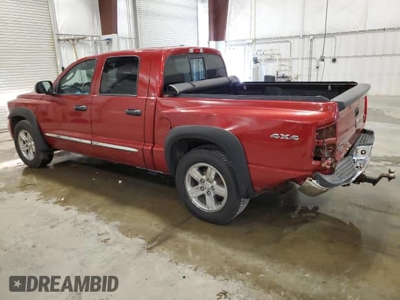 ✅ 2008 Dodge Dakota Laramie • VIN: 1D7HW58N98S599551 • Lot: 85739785. Wystawiony na Copart z przebiegiem 84 020 mil. Bezpłatny archiwum sprzedaży aukcyjnych z USA i szczegółowy raport historii pojazdu na DreamBid. Zdjęcie 2.