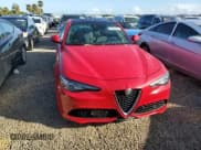 ✅ 2022 Alfa Romeo Giulia Ti • VIN: ZARFAMBN2N7660407 • Lot: 75082394. Wystawiony na Copart z przebiegiem 20 260 mil. Bezpłatny archiwum sprzedaży aukcyjnych z USA i szczegółowy raport historii pojazdu na DreamBid. Zdjęcie 5.