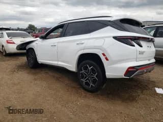 ✅ 2024 Hyundai Tucson N Line • VIN: KM8JFCD11RU167105 • Lot: 66616704. Wystawiony na Copart z przebiegiem 12 381 mil. Bezpłatny archiwum sprzedaży aukcyjnych z USA i szczegółowy raport historii pojazdu na DreamBid. Zdjęcie 2.