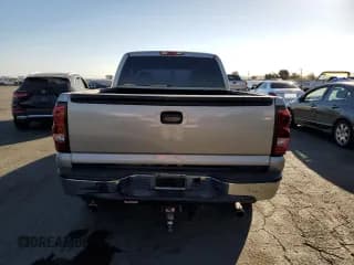 ✅ 2006 Chevrolet Silverado 1500 Work Truck • VIN: 1GCEC19V66Z291514 • Лот: 74617614. Опубликован ранее на Copart с пробегом 207 642 миль. Бесплатный доступ к архиву аукционных продаж из США и подробный отчёт об истории автомобиля на DreamBid. Изображение 6.