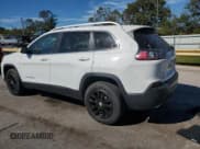 ✅ 2019 Jeep Cherokee Latitude • VIN: 1C4PJMCXXKD360013 • Lot: 86809815. Wystawiony na Copart z przebiegiem 111 518 mil. Bezpłatny archiwum sprzedaży aukcyjnych z USA i szczegółowy raport historii pojazdu na DreamBid. Zdjęcie 2.