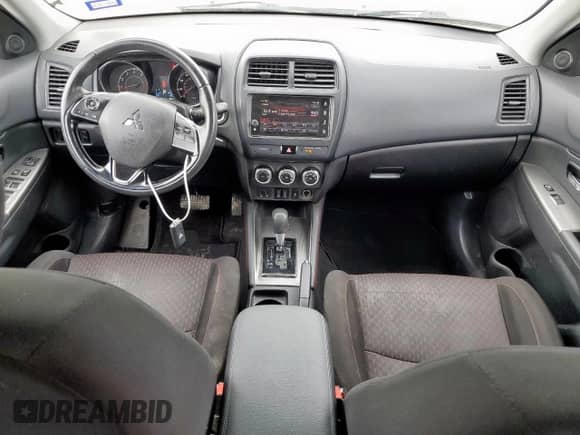 2019 Mitsubishi Outlander SE with VIN JA4AP4AU2KU022810, listed as a Copart auction lot 70257285 with 57,817 mi miles and Salvage title. Bid and sale history available at DreamBid. Image 8.