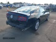 ✅ 2013 Ford Mustang V6 • VIN: 1ZVBP8AM1D5269795 • Lot: 43124438. Listed on IAAI with 62,220 mi. Free auction sales archive from the USA and detailed vehicle history report at DreamBid. Image 4.