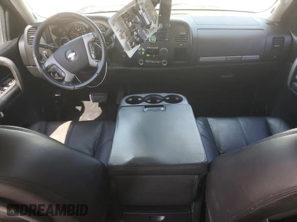 ✅ 2009 Chevrolet Silverado 2500HD LT • VIN: 1GCHK53689F149633 • Лот: 47038735. Опубликован ранее на Copart с пробегом 209 092 миль. Бесплатный доступ к архиву аукционных продаж из США и подробный отчёт об истории автомобиля на DreamBid. Изображение 8.