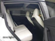 ✅ 2023 Tesla Model 3 Long Range • VIN: 5YJ3E1EBXPF712235 • Lot: 41986915. Wystawiony na IAAI z przebiegiem 18 566 mil. Bezpłatny archiwum sprzedaży aukcyjnych z USA i szczegółowy raport historii pojazdu na DreamBid. Zdjęcie 8.