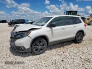 ✅ 2019 Honda Passport Sport • VIN: 5FNYF7H2XKB000317 • Lot: 69078575. Listed on Copart with 47,721 mi. Free auction sales archive from the USA and detailed vehicle history report at DreamBid. Image 1.