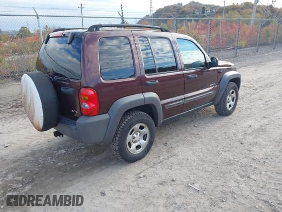 ✅ 2004 Jeep Liberty Sport • VIN: 1J4GL48K04W171413 • Lot: 43594805. Listed on IAAI with 78,032 mi. Free auction sales archive from the USA and detailed vehicle history report at DreamBid. Image 4.