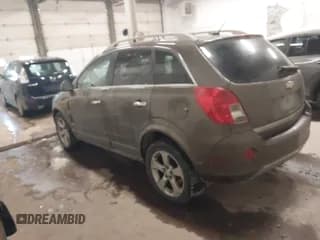 ✅ 2015 Chevrolet Captiva Sport LT • VIN: 3GNAL3EK2FS531717 • Lot: 41563045. Wystawiony na IAAI z przebiegiem 147 914 mil. Bezpłatny archiwum sprzedaży aukcyjnych z USA i szczegółowy raport historii pojazdu na DreamBid. Zdjęcie 3.