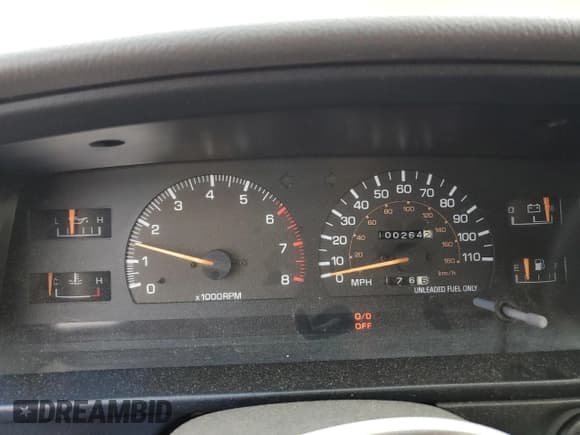 ✅ 1990 Toyota 4Runner • VIN: JT3VN39WXL0031586 • Lot: 85439374. Listed on Copart with 100,264 mi. Free auction sales archive from the USA and detailed vehicle history report at DreamBid. Image 9.