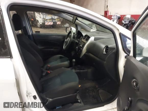 ✅ 2015 Nissan Note S • VIN: 3N1CE2CP4FL394944 • Lot: 43907648. Listed on IAAI with 61,173 mi. Free auction sales archive from the USA and detailed vehicle history report at DreamBid. Image 5.