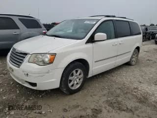 ✅ 2009 Chrysler Town & Country Touring • VIN: 2A8HR54119R630629 • Лот: 60706885. Опубликован ранее на Copart с пробегом 132 422 миль. Бесплатный доступ к архиву аукционных продаж из США и подробный отчёт об истории автомобиля на DreamBid. Изображение 1.
