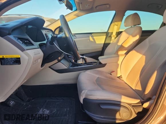 ✅ 2017 Hyundai Sonata 2.4L • VIN: 5NPE24AF7HH528384 • Lot: 91040555. Listed on Copart with 113,366 mi. Free auction sales archive from the USA and detailed vehicle history report at DreamBid. Image 7.