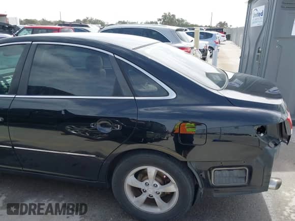 2006 Hyundai Azera SE с VIN KMHFC46F06A113482, выставлен на аукционе IAAI как лот 41733834 с пробегом 242 159 миль миль и . История ставок и продаж доступна на DreamBid. Изображение 13.