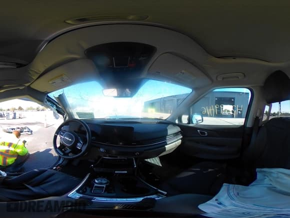 ✅ 2026 Kia Carnival SX • VIN: KNDNE5KA9T6092270 • Лот: 43399416. Опубликован ранее на IAAI с пробегом 3 380 миль. Бесплатный доступ к архиву аукционных продаж из США и подробный отчёт об истории автомобиля на DreamBid. Изображение 23.