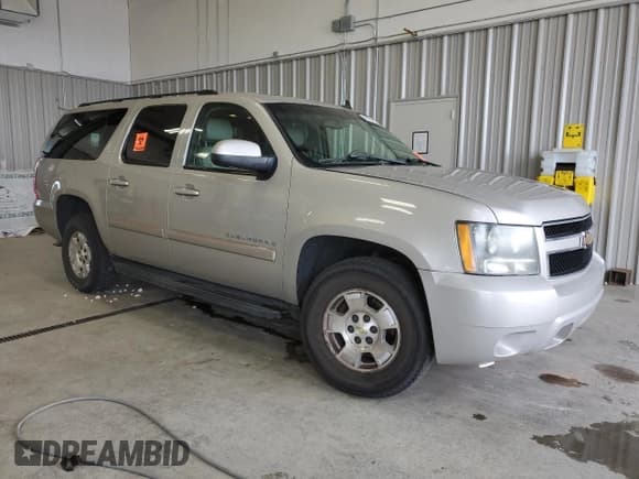 ✅ 2007 Chevrolet Suburban LT • VIN: 1GNFK16377J278806 • Lot: 69786194. Wystawiony na Copart z przebiegiem 220 764 mil. Bezpłatny archiwum sprzedaży aukcyjnych z USA i szczegółowy raport historii pojazdu na DreamBid. Zdjęcie 4.