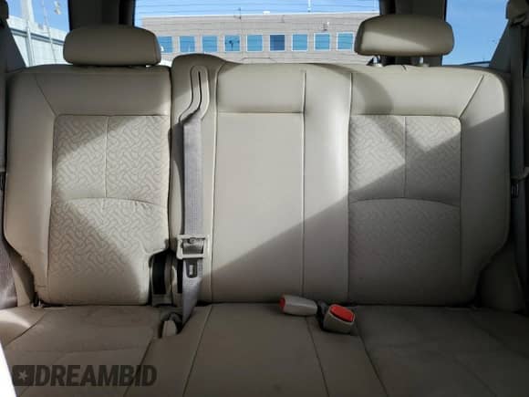 2006 Saturn VUE z VIN 5GZCZ63486S888643, wystawiony jako Copart lot #85455354 z przebiegiem 173 441 mil mil oraz Szkoda całkowita • Salvage title. Historia ofert i sprzedaży dostępna na DreamBid. Obrazek 10.