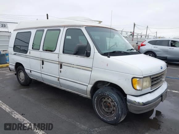 ✅ 1995 Ford Econoline Cargo • VIN: 1FDEE14H6SHA34327 • Lot: 42402378. Listed on IAAI with Not provided. Free auction sales archive from the USA and detailed vehicle history report at DreamBid. Image 1.