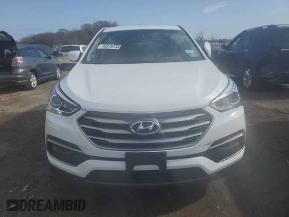 ✅ 2018 Hyundai Santa Fe 2.4L • VIN: 5XYZT3LB0JG521082 • Lot: 42819733. Wystawiony na Copart z przebiegiem 78 061 mil mil. Skorzystaj z bezpłatnego archiwum sprzedaży aukcyjnych z USA i zobacz szczegółowy raport historii pojazdu na DreamBid. Zdjęcie 5.