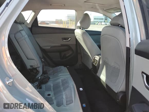 ✅ 2024 Hyundai Kona Limited • VIN: KM8HE3A63RU013321 • Лот: 45022075. Опубликован ранее на Copart с пробегом 3 458 миль. Бесплатный доступ к архиву аукционных продаж из США и подробный отчёт об истории автомобиля на DreamBid. Изображение 11.