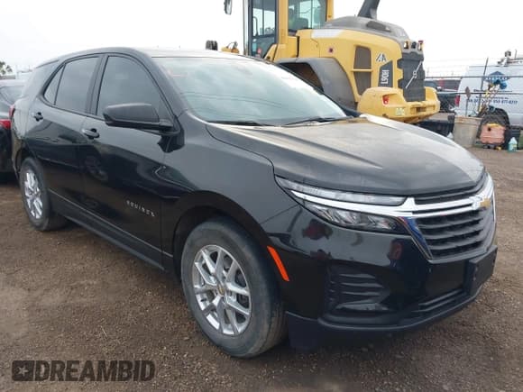 ✅ 2022 Chevrolet Equinox LS • VIN: 2GNAXHEV0N6136170 • Lot: 42111376. Listed on IAAI with 31,828 mi. Free auction sales archive from the USA and detailed vehicle history report at DreamBid. Image 1.