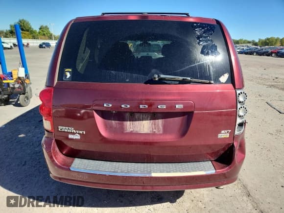 ✅ 2019 Dodge Grand Caravan SXT • VIN: 2C4RDGCG5KR585468 • Lot: 84562505. Wystawiony na Copart z przebiegiem 164 267 mil. Bezpłatny archiwum sprzedaży aukcyjnych z USA i szczegółowy raport historii pojazdu na DreamBid. Zdjęcie 6.