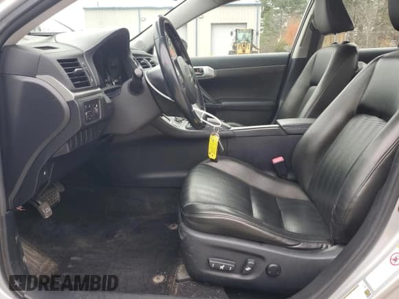 ✅ 2012 Lexus CT 200h Premium • VIN: JTHKD5BH5C2121644 • Lot: 92266875. Listed on Copart with 182,578 mi. Free auction sales archive from the USA and detailed vehicle history report at DreamBid. Image 7.