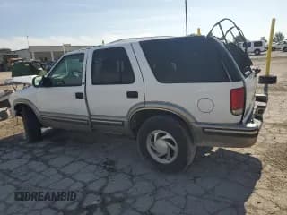 ✅ 1999 Chevrolet Blazer LS • VIN: 1GNDT13W3X2140287 • Lot: 61716735. Wystawiony na Copart z przebiegiem Nie podano. Bezpłatny archiwum sprzedaży aukcyjnych z USA i szczegółowy raport historii pojazdu na DreamBid. Zdjęcie 2.