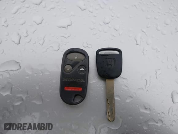 ✅ 2002 Honda CR-V EX • VIN: JHLRD78882C007281 • Lot: 43667553. Wystawiony na IAAI z przebiegiem 194 403 mil. Bezpłatny archiwum sprzedaży aukcyjnych z USA i szczegółowy raport historii pojazdu na DreamBid. Zdjęcie 11.