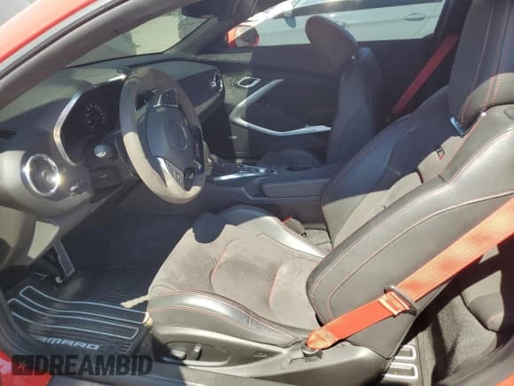 ✅ 2018 Chevrolet Camaro ZL1 • VIN: 1G1FK1R61J0124130 • Lot: 58898544. Listed on Copart with Not provided. Free auction sales archive from the USA and detailed vehicle history report at DreamBid. Image 7.