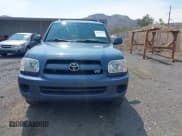 ✅ 2007 Toyota Sequoia SR5 • VIN: 5TDBT44AX7S282116 • Lot: 43072934. Listed on IAAI with 277,152 mi. Free auction sales archive from the USA and detailed vehicle history report at DreamBid. Image 6.