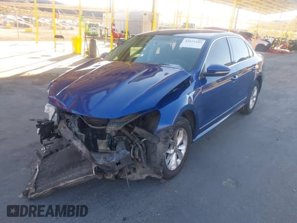 ✅ 2016 Volkswagen Passat S • VIN: 1VWAT7A38GC051460 • Lot: 43652105. Wystawiony na IAAI z przebiegiem 162 058 mil. Bezpłatny archiwum sprzedaży aukcyjnych z USA i szczegółowy raport historii pojazdu na DreamBid. Zdjęcie 22.