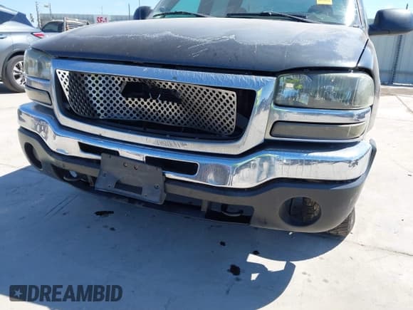 ✅ 2004 GMC Sierra 1500 SLE • VIN: 2GTEC13T041317893 • Lot: 43428782. Listed on IAAI with 229,839 mi. Free auction sales archive from the USA and detailed vehicle history report at DreamBid. Image 6.
