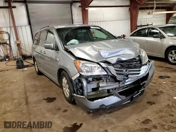 ✅ 2010 Honda Odyssey EX-L • VIN: 5FNRL3H6XAB089376 • Lot: 86282625. Listed on Copart with 270,213 mi. Free auction sales archive from the USA and detailed vehicle history report at DreamBid. Image 14.