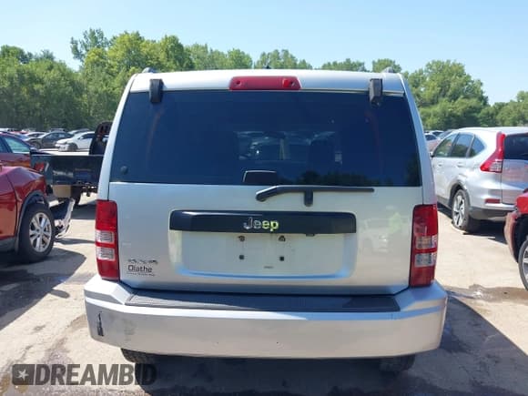 ✅ 2009 Jeep Liberty Rocky Mountain • VIN: 1J8GN28K79W501746 • Lot: 42848180. Listed on IAAI with 209,375 mi. Free auction sales archive from the USA and detailed vehicle history report at DreamBid. Image 16.