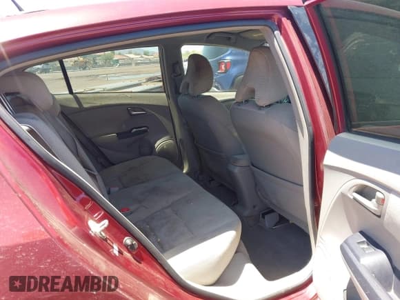 ✅ 2010 Honda Insight EX • VIN: JHMZE2H75AS039340 • Lot: 42424092. Wystawiony na IAAI z przebiegiem 166 525 mil. Bezpłatny archiwum sprzedaży aukcyjnych z USA i szczegółowy raport historii pojazdu na DreamBid. Zdjęcie 8.